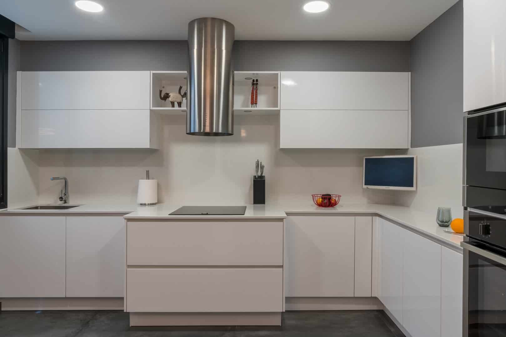 Cocina con Cajoneros de 120cm a Medida · vista 5