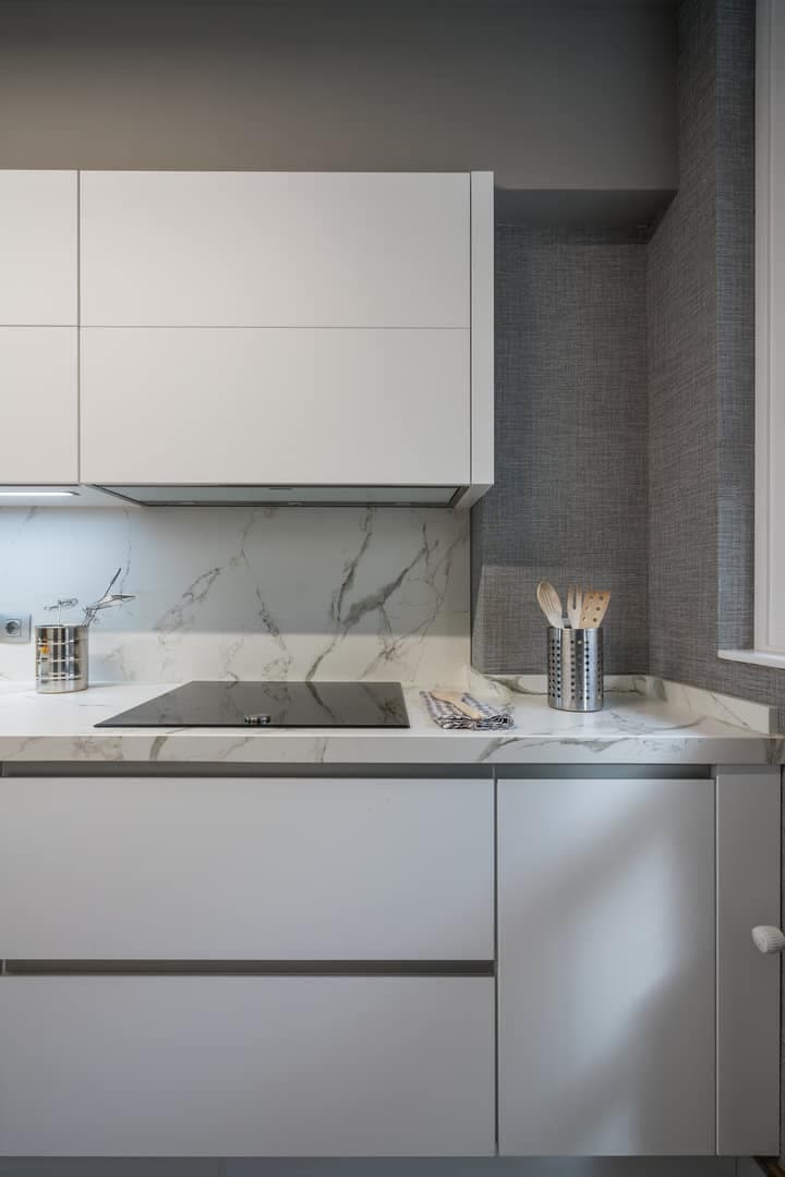 Cocina con entrepaño amarmolado · vista 3