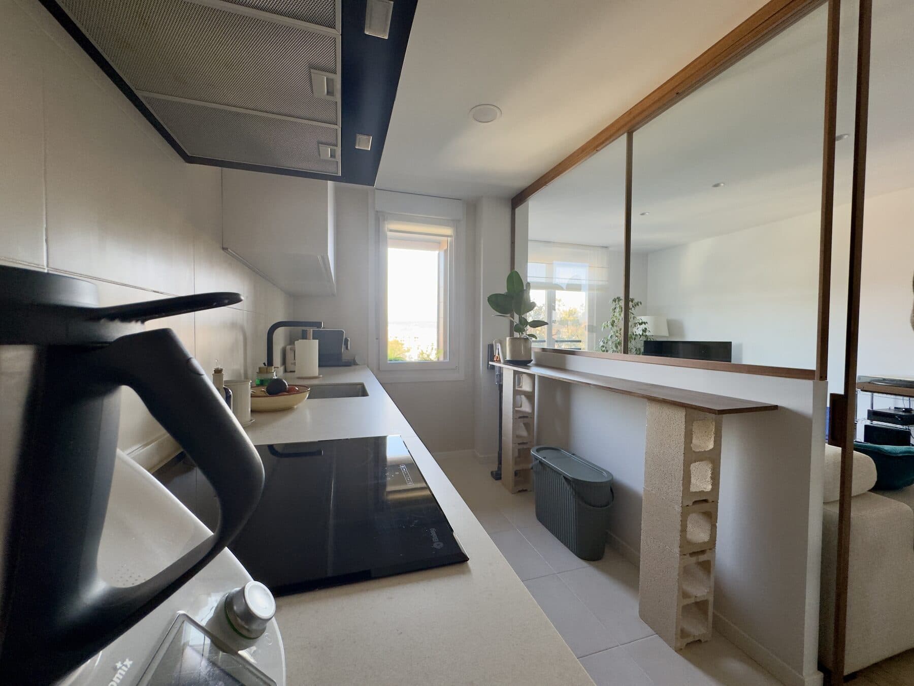 Cocina y cerramiento de cristal · vista 4